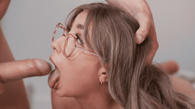 Em gái gạ chịch anh trai khi nghe thấy tiếng làm tình - zayjoacr.co.uk