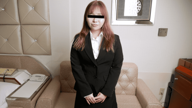 032024_01 - Nữ sinh đại học vất vả tìm việc - zayjoacr.co.uk