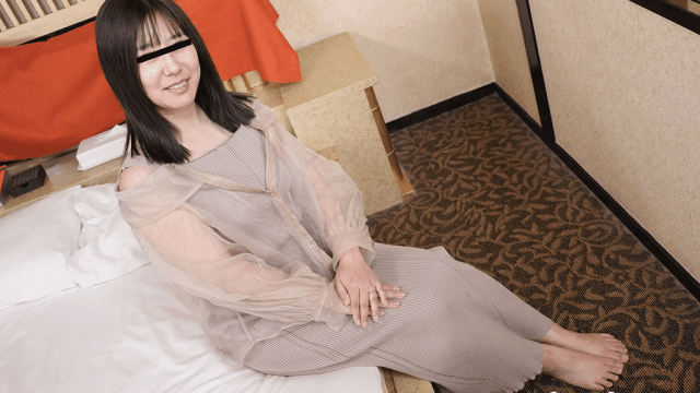 090523_905 - Chị gái đã kết hôn nhưng vẫn đi tán tỉnh trai lạ - zayjoacr.co.uk