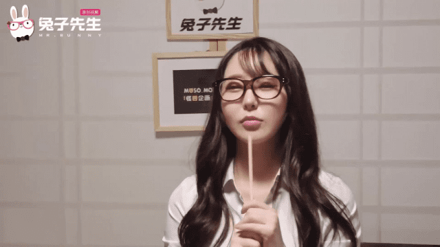 TZ100 - Hiếp dâm tập thể em gái hàng ngon đêm giao thừa - zayjoacr.co.uk