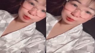 Tan học em nữ sinh vào nhà nghỉ để làm bài tập